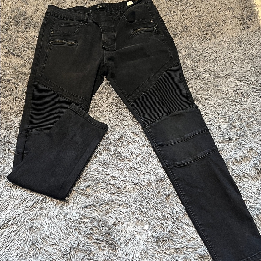 Men's Slim Straight Black Jeans